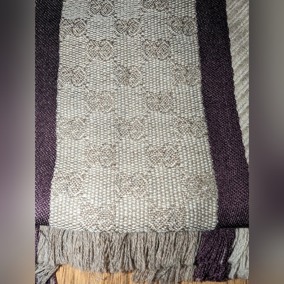Gucci scarf - Picture 7 of 16